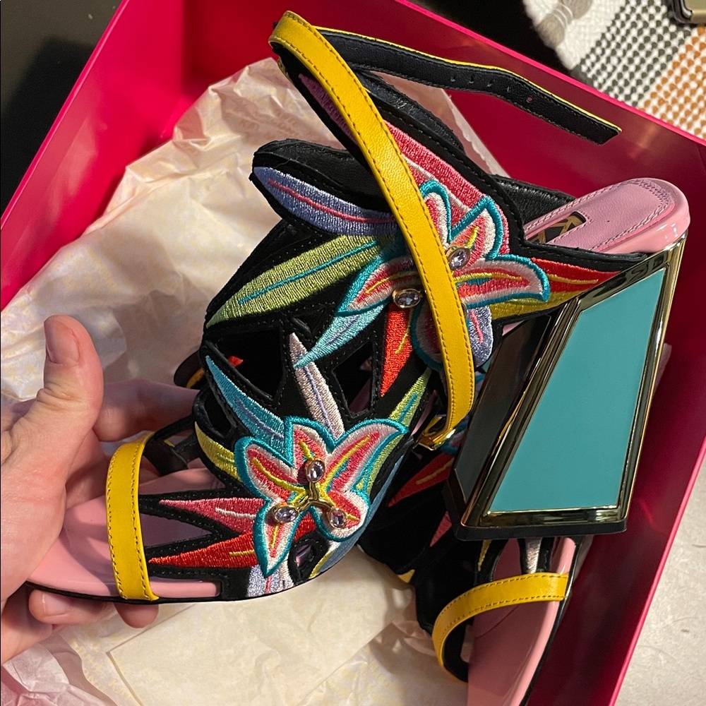 Brand New Vibrant Floral Embroidered Heels- Kat Maconie